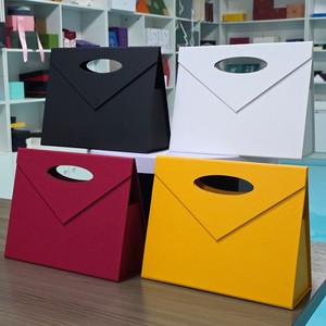 Boîte pliante de luxe personnalisée EVERWIN, boîte rigide en carton triangulaire, boîte cadeau magnétique, emballages pliables recyclables et réutilisables de qualité supérieure - Product Image 2