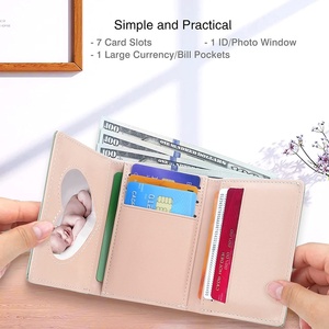 กระเป๋าสตางค์ของขวัญสุดพิเศษสำหรับสาวๆ ผู้หญิง ดีไซน์มินิมอล หนัง PU ลายดอกไม้ ช่องใส่บัตรหลายช่อง ช่องใส่บัตรประชาชน ช่องใส่เหรียญ ปิดด้วยซิป - Product Image 2