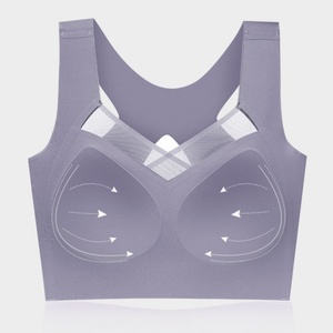シームレスプラスサイズブラトップ、フルカバーで背中の脂肪を隠す、快適なワイヤレススポーツブラ - Product Image 4