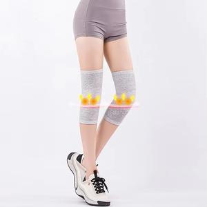 Genouillères et Manchons Thermiques Doux et Confortables pour le <span class=keywords><strong>Ski</strong></span>, le Cyclisme, le Camping, l'Arthrite et la Tendinite – Idéaux pour l'Hiver - Product Image 5