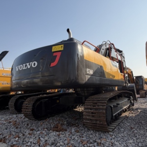 Excavatrice sur chenilles Volvo EC360 de 36 tonnes, robuste, avec moteur et pompe Volvo Penta - Product Image 2