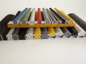 Antideslizante resistente al desgaste Walking Step Nosing Perfil de aluminio Carborundum Insert <span class=keywords><strong>Satir</strong></span> Nosing - Product Image 6