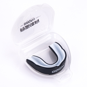 <span class=keywords><strong>Protector</strong></span> Bucal <span class=keywords><strong>de</strong></span> <span class=keywords><strong>Boxeo</strong></span> <span class=keywords><strong>de</strong></span> EVA Éxito <span class=keywords><strong>de</strong></span> Ventas <span class=keywords><strong>de</strong></span> Fábrica GINGPAI, Protectores Dentales <span class=keywords><strong>de</strong></span> Lucha Premium para Entrenamiento <span class=keywords><strong>de</strong></span> UFC, MMA, Sanda con Logo Personalizado - Product Image 2
