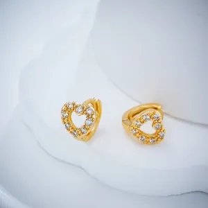 高品质女式时尚饰品韩式女童黄铜环形18k心形锆石耳环