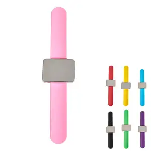 पेशेवर कैंडी रंग हज्जाम की दुकान बाल के लिये कांटा के साथ कलाई चुंबक कॉस्मेटिक घड़ी सक्शन स्टील क्लिप