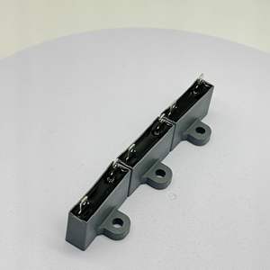 Hongye <span class=keywords><strong>400VAC</strong></span> <span class=keywords><strong>CBB61</strong></span>มอเตอร์ไฟฟ้ากระแสสลับแบบปรับแต่งได้, ตัวเก็บประจุสำหรับติด4.5F แบบฟิล์มสำหรับเปลี่ยนพัดลมเพดานได้รับการรับรองจาก cq/tuv/vde - Product Image 3