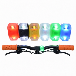 ไฟจักรยานรูป<span class=keywords><strong>กบ</strong></span>ซิ<span class=keywords><strong>ล</strong></span>ิโคนพร้อมไฟ LED 2 ดวง 3 โหมด และห่วงยึดแบบไม่ต้องใช้เครื่องมือสำหรับแฮนด์จักรยานแ<span class=keywords><strong>ล</strong></span>ะห<span class=keywords><strong>ล</strong></span>ักอาน - Product Image 1