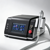 Veteriner Rehabilitasyon Merkezleri için 810nm 980nm ile 10W-30W Çıkışlı Tıbbi Sınıf IV Lazer Terapi Cihazı