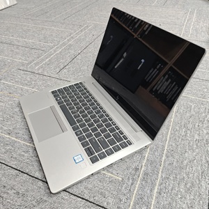 Portátil Usado HP 840 G5 de 14 Pulgadas, Intel Core i5 de 8.ª Generación, Sin RAM, Sin SSD, Teclado en Inglés, Serie Empresarial - Product Image 5