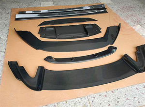 Pour Ferrari California Style : Kit carrosserie complet en fibre de carbone véritable (jupes latérales, lèvre avant, diffuseur arrière) pour hard top - Product Image 2
