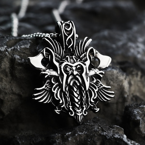 Yunnique-collar con colgante vikingo de acero inoxidable para hombre, diseño de doble hacha, forma de cara, patrón geométrico, joyería de regalo - Product Image 1