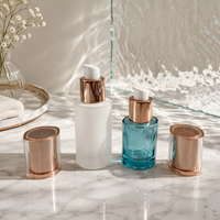 Flacon en verre cosmétique de haute qualité avec pompe et capuchon double couche, disponible pour la personnalisation