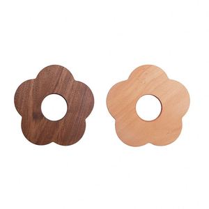 Sous-verres en bois massif personnalisés avec logo, design moderne, forme de fleur mignonne, pour boissons, en bois de hêtre, vente en gros - Product Image 3