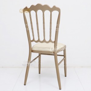 <span class=keywords><strong>Chaise</strong></span> Napoléon en métal doré champagne de luxe, personnalisée en usine, pour hôtels, mariages, événements et fêtes, vente en gros - Product Image 4