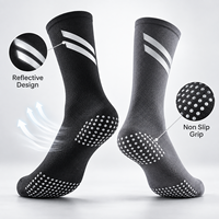 Chaussettes de cyclisme mi-mollet pour hommes, séchage rapide, évacuation de la transpiration, visibilité nocturne réfléchissante, antidérapantes, pour vélo de route et sport
