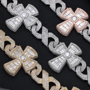 <span class=keywords><strong>Collana</strong></span> da Uomo <span class=keywords><strong>Personalizzata</strong></span> Vintage Hip Hop con Croce Baguette e Catena Infinita, Gioielli Bling CZ Iced Out Bicolore - Product Image 4