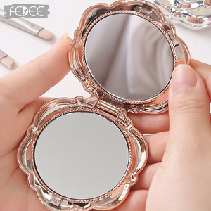 <span class=keywords><strong>Espejo</strong></span> de Maquillaje Compacto Mini Plegable de <span class=keywords><strong>Bolsillo</strong></span> con Forma de Flor, Personalizado de Doble Cara, al por Mayor - Product Image 5