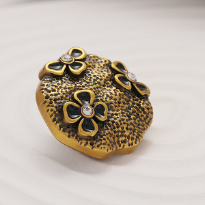 Kim Cương Nhỏ hoa tay khâu bướm gợn hình nút áo cạnh không đều với kỹ thuật mạ hợp kim kẽm - Product Image 4