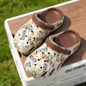 Summer Men Anti-Odor <b>Clogs</b> Slippers Breathable Hollow Closed Toe Anti-Slip Beach Sandals - Product Image 3