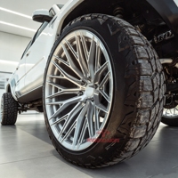 Jantes forgées personnalisées 20 22 24 pouces T6061 6x135 6x139.7 en alliage d'aluminium à rayons multiples pour Ford F150 Bronco Toyota Tundra