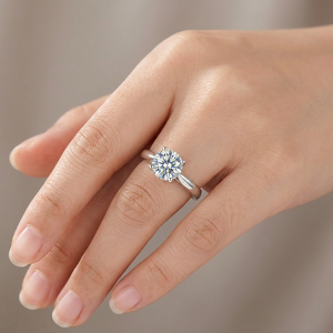 Anillo de Plata de Ley 925 con una Sola Piedra en Forma de Corazón, Hermosa Joyería de Moda para Mujer para Bodas, San Valentín y Cumpleaños - Product Image 4
