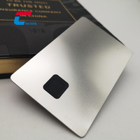 Tarjeta de Visita Metálica Híbrida de Oro de 24k con Doble Interfaz NFC RFID, Chip EMV, Pago Sin Contacto Personalizado, Resistente al Agua, 13.56MHz