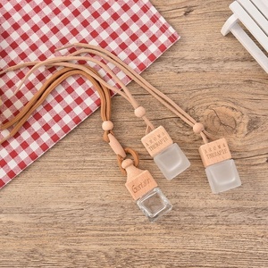 Factory Produced Empty Packaging Perfume Car Reed Glass Aroma Hanging Diffuser Bottle