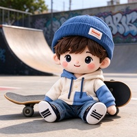 Peluche Garçon Skater Personnalisée, Poupée en Peluche Douce Style Urbain, Vente en Gros OEM ODM, Logo Personnalisé pour Cadeaux d'Enfants et Cadeaux de Marque