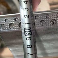 Perfil de Esquina Metálico de Aluminio Resistente al Ácido de 45 Grados para Protección de Paredes de Yeso en Hoteles, Venta al por Mayor