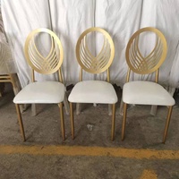 Chaise de salle à manger Chiavari en fer doré moderne, durable et empilable pour les événements d'hôtel, les banquets et les salons