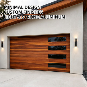 Porte d'accès résidentielle personnalisée en aluminium sectionnel décoratif pour extérieur de villa, imitation bois, isolation thermique, étanche - Product Image 1