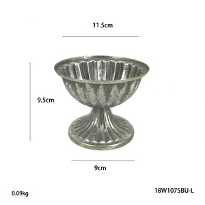 Vase de table en fer forgé rétro européen, rond, fait à la main, robuste, décoration pour événements et célébrations - Product Image 5