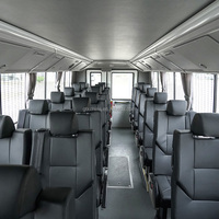 Nouveau mini-bus Guangtong de 8m avec 24-35 places, autocars de tourisme automatiques diesel RHD personnalisables avec couleur et moteur uniques