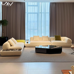Set di Divani Moderni di Lusso per Soggiorno di Villa, Divano a L con Struttura in Legno e Tessuto Bianco per Hall di Hotel - Product Image 1