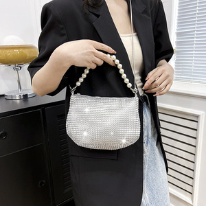 Fashion Classic Full Drill Hourglass Ladies Evening Clutch Bag Pearl Hand Diamond Design Chain Strap Magnetic Closure Polyester - Product Image 3