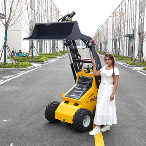 Produits les plus vendus Livraison gratuite Fournisseur mondial Engin de terrassement Mini-chargeuse compacte sur chenilles avec godet et trancheuse CE/EPA - Product Image 1