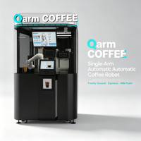 Robot à café entièrement automatique à bras unique Qarm COFFEE |   Distributeur automatique de café fraîchement moulu en espace fermé pour boissons chaudes/froides