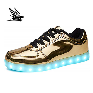 מטען USB נעלי ספורט זוהרות ילדים Led נעלי קז'ואל בנים Led נעלי בית נעלי ספורט זוהרות בנות נעלי נושמות - Product Image 3
