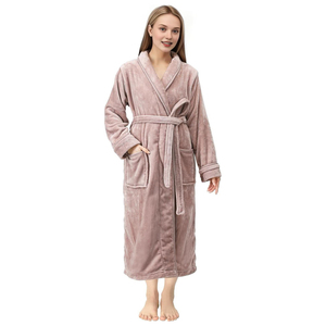 <span class=keywords><strong>Peignoir</strong></span> en flanelle Extra Long personnalisé pour femmes Super Fine polaire corail thermique épaisse fibre chaude pour les hôtels d'hiver vêtements de nuit d'automne - Product Image 1