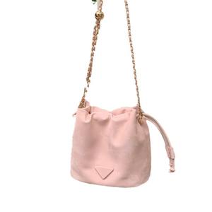 Bolso Cloud Puff Rosa Crema con Cordón y Cadena, Bolso Tipo Cubo Suave para Mujer, Uso Diario, Bandolera, Primavera 2024 - Product Image 5
