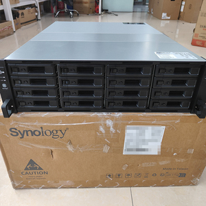 เซิร์ฟเวอร์จัดเก็บข้อมูล SAN Storage RS4021xs ระดับองค์กร สำหรับการจัดเก็บข้อมูลเครือข่าย NAS Storage RS4021xs พร้อมช่องใส่ฮาร์ดไดรฟ์ 16 ช่อง - Product Image 3