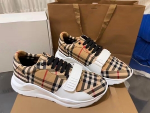 Wholesale classic check and stripe pattern fashionable casual shoes, luxurious and breathable tennis shoes for men and women - Product Image 3