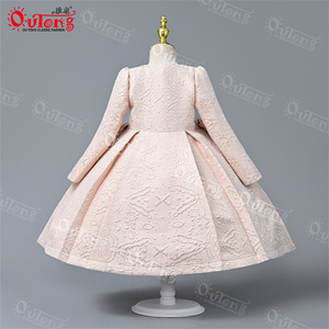 Robe de soirée pour fille Yoliyolei, motif floral d'été, sans bretelles, design élégant, avec sac et bandeau - Product Image 4
