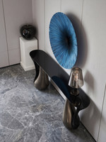 Table console moderne de luxe en fibre de verre, base créative en forme de goutte d'eau, table d'entrée 1,6 m, table de couloir pour villa, salon