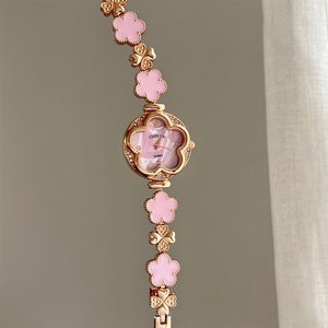 Reloj de Cuarzo Ovalado Clásico Retro para Dama, Diseño de Trébol de Cuatro Hojas, Aleación de Acero Inoxidable, Lujoso - Product Image 4