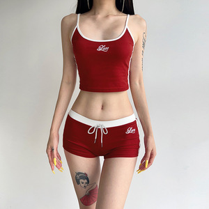 Conjunto deportivo/informal de dos piezas de verano para mujer 2025, estampado de letras personalizado al por mayor, longitud corta, estilo sólido - Product Image 1