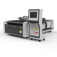 Machine de découpe CNC à lame droite en fibre de verre et carbone MVIP, système d'alimentation automatique, zone de travail 1600x2500mm, roulement