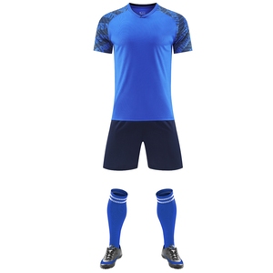Maillots de football rétro thaïlandais de haute qualité, confortables et respirants - Product Image 4