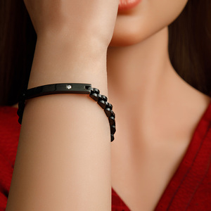 Bracciale YF8120 da <span class=keywords><strong>Donna</strong></span> in Acciaio Inossidabile con Zirconi, Larghezza 6MM, Placcato Oro 18k, Impermeabile, Ideale come Regalo - Product Image 3