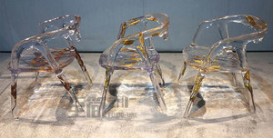 Chaise de designer en verre transparent de luxe léger, forme irrégulière Goutte d'eau glacée, siège en cristal décontracté, mobilier d'intérieur - Product Image 2